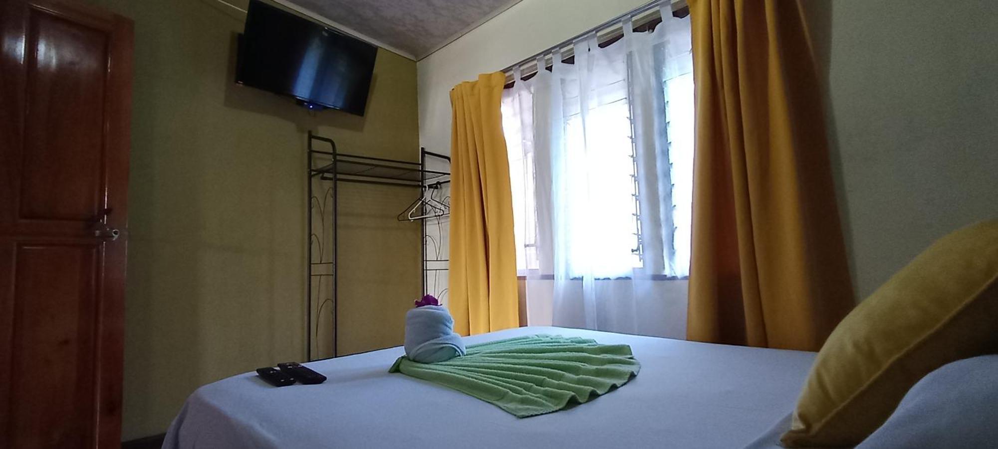 The Corner Airbnb Puerto Jiménez 客房 照片
